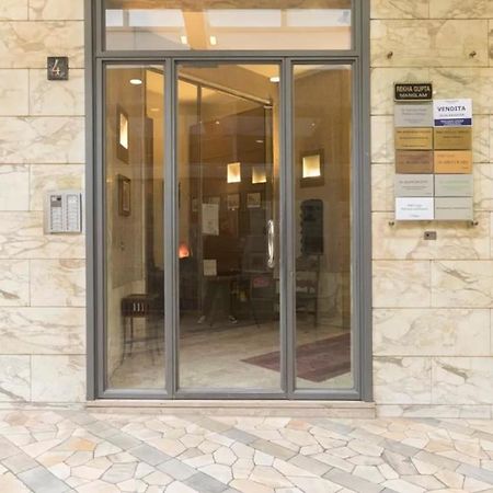Italianway - Galleria Unione Apartment Milano Ngoại thất bức ảnh