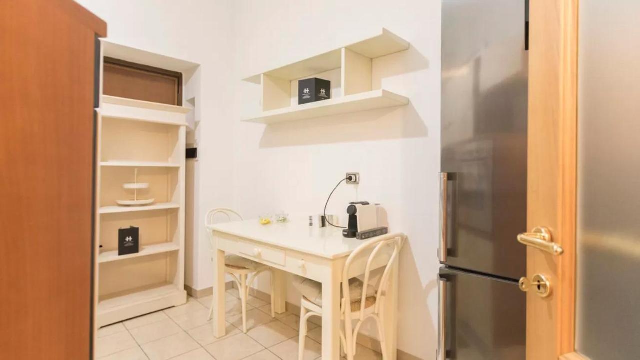 Italianway - Galleria Unione Apartment Milano Ngoại thất bức ảnh