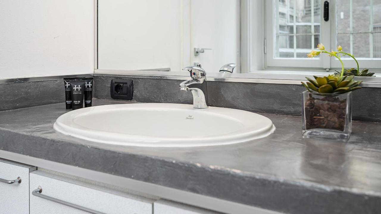 Italianway - Galleria Unione Apartment Milano Ngoại thất bức ảnh